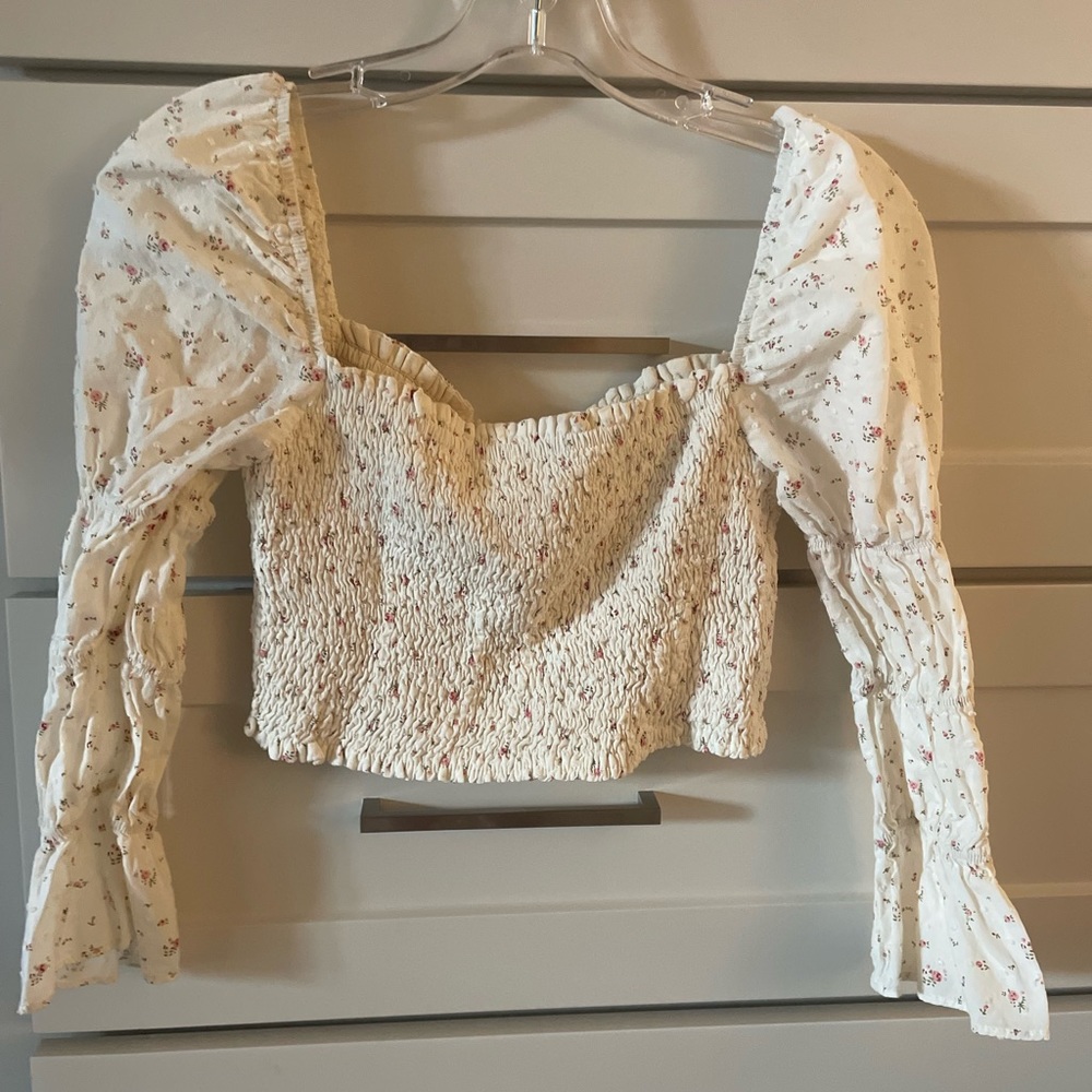 Storia cropped floral long sleeve (size: small)